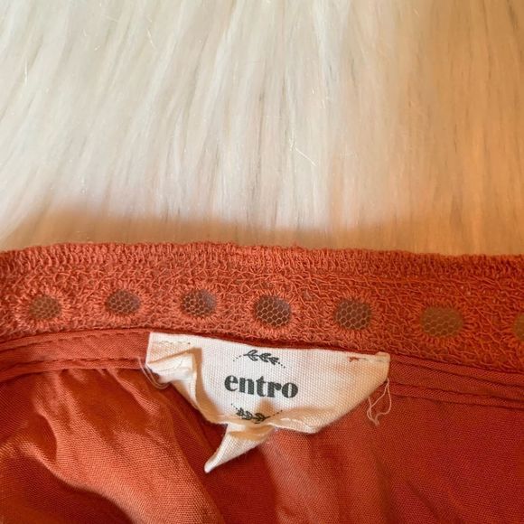 entro Sleeveless Embroidered Mesh Overlay Babydoll Loose Fit Flowy Tank Blouse - Picture 5 of 5